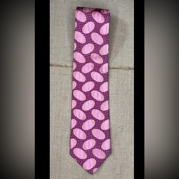 Hickey Freeman Pink Fuchsia Oval Chevron Silk Tie Necktie Hipster Preppy Easter - Picture 1 of 5